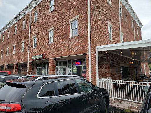English Pub & Bistro - Ravenna, OH